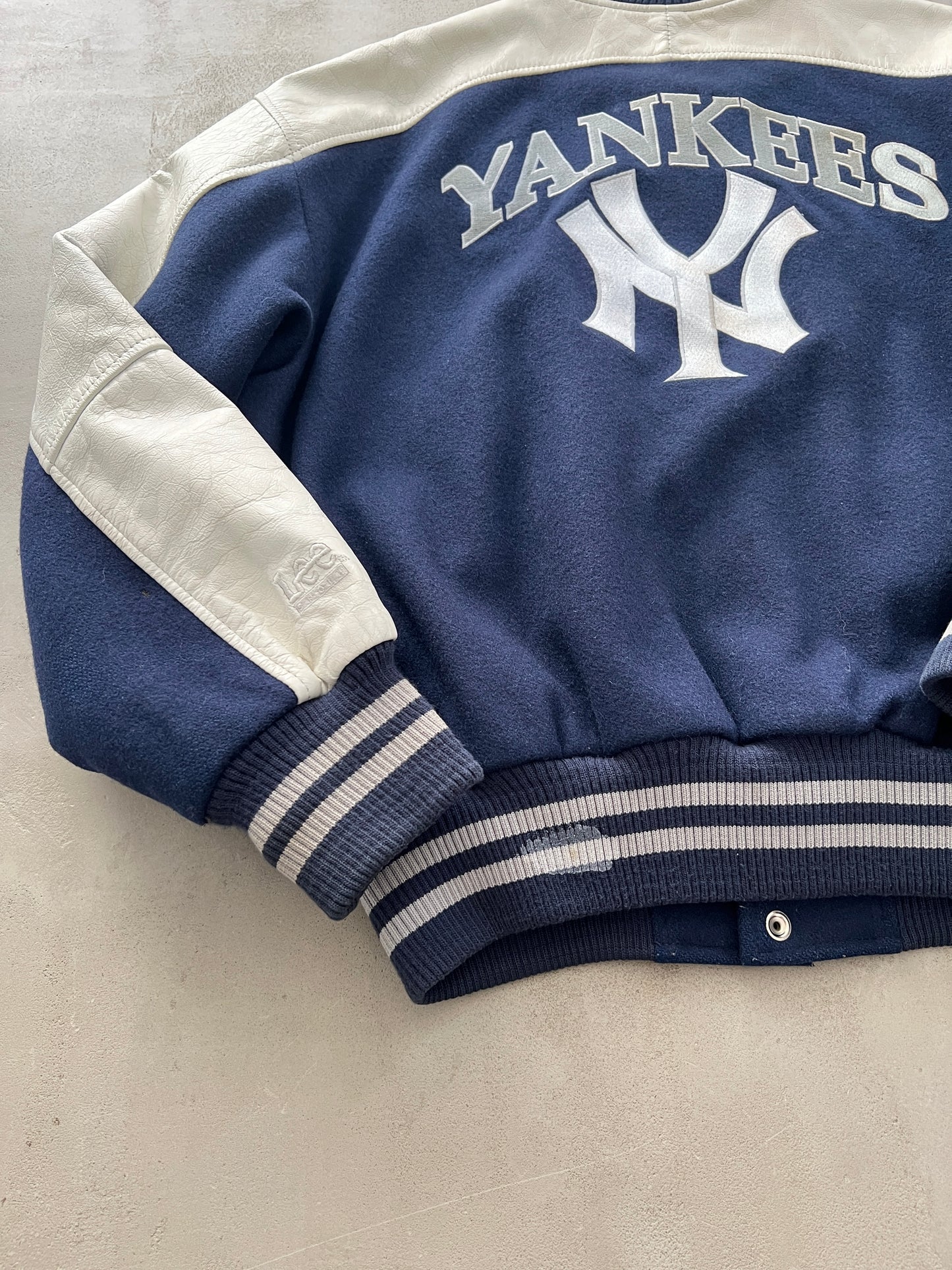 NEW YORK YANKEES COLLEGE JACKET - 1990S - M/L