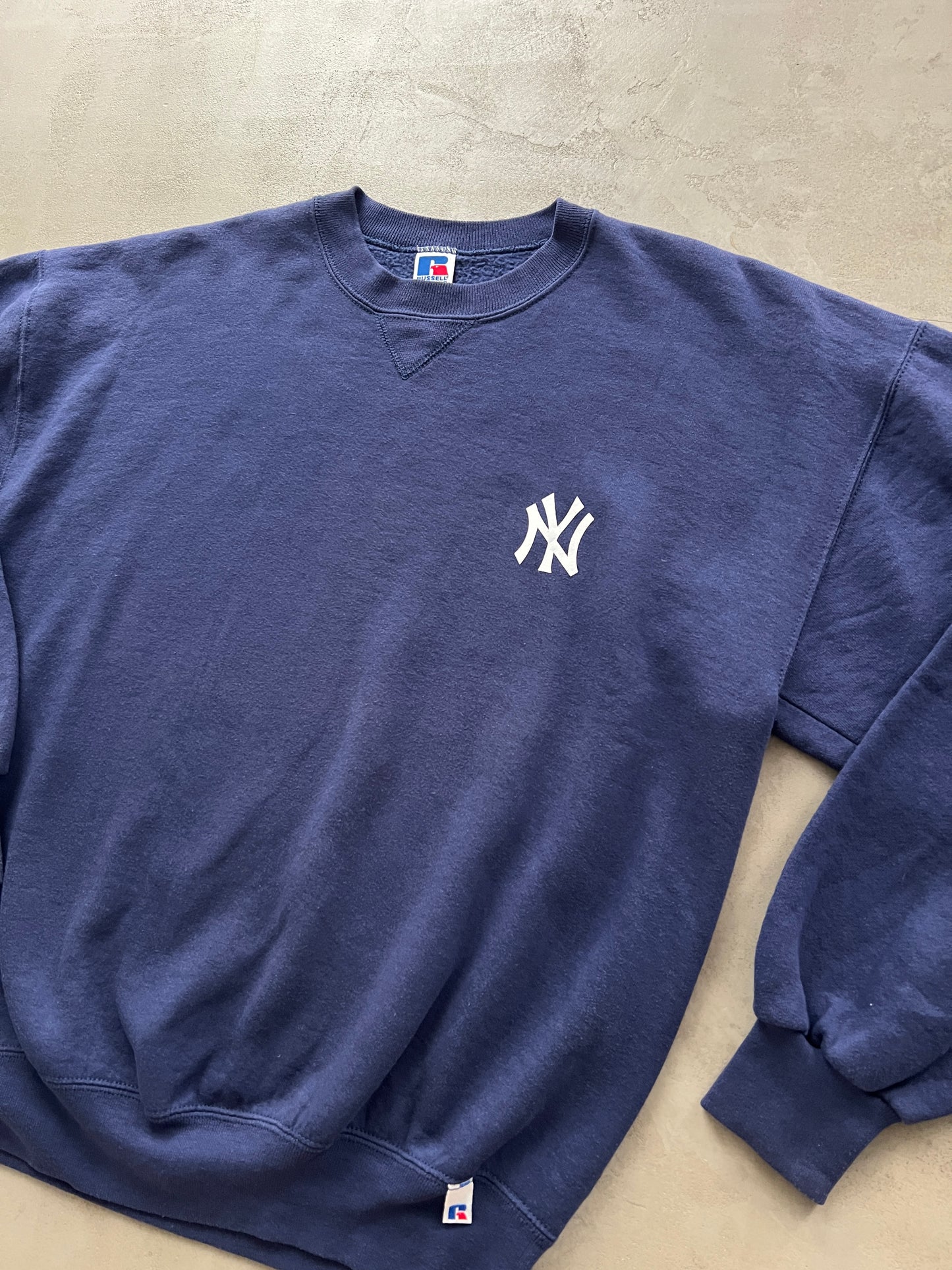 NAVY YANKEES RUSSELL SWEATER - 2000S - L/XL