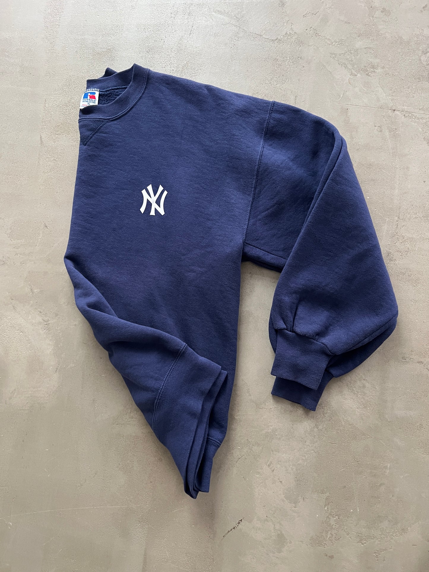 NAVY YANKEES RUSSELL SWEATER - 2000S - L/XL