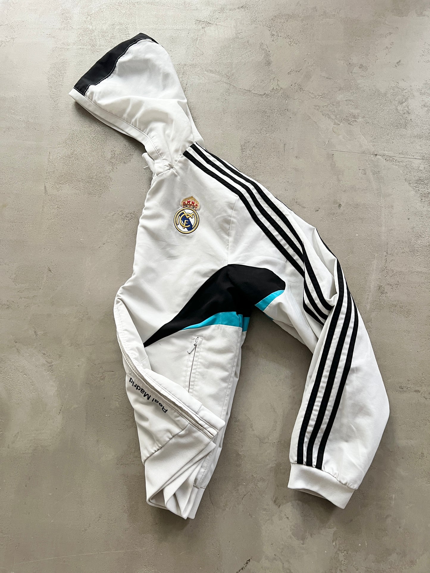 WHITE/BABY BLUE REAL MADRID ZIP UP - 2000S - S/M