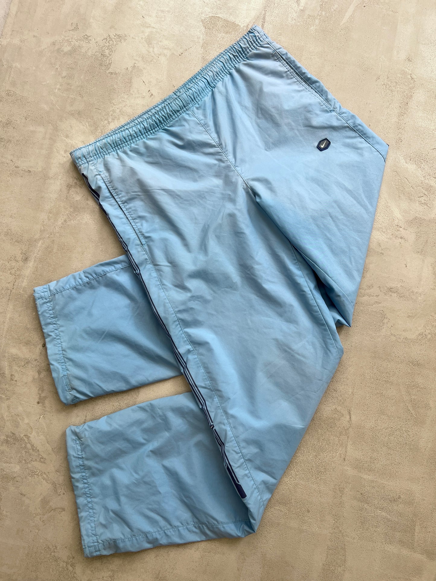 BABY BLUE NIKE HEX TRACK PANTS - 2000S - L/M