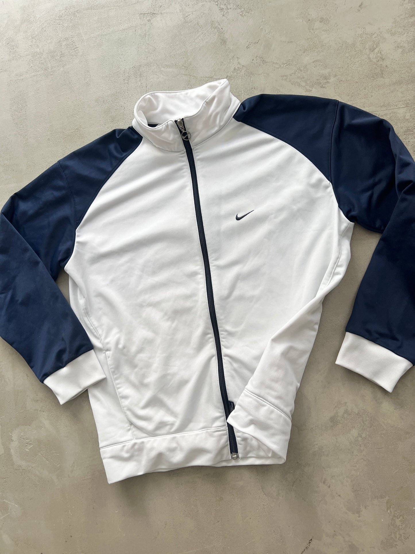 WHITE/NAVY NIKE TRACK JACKET - 2000S - M