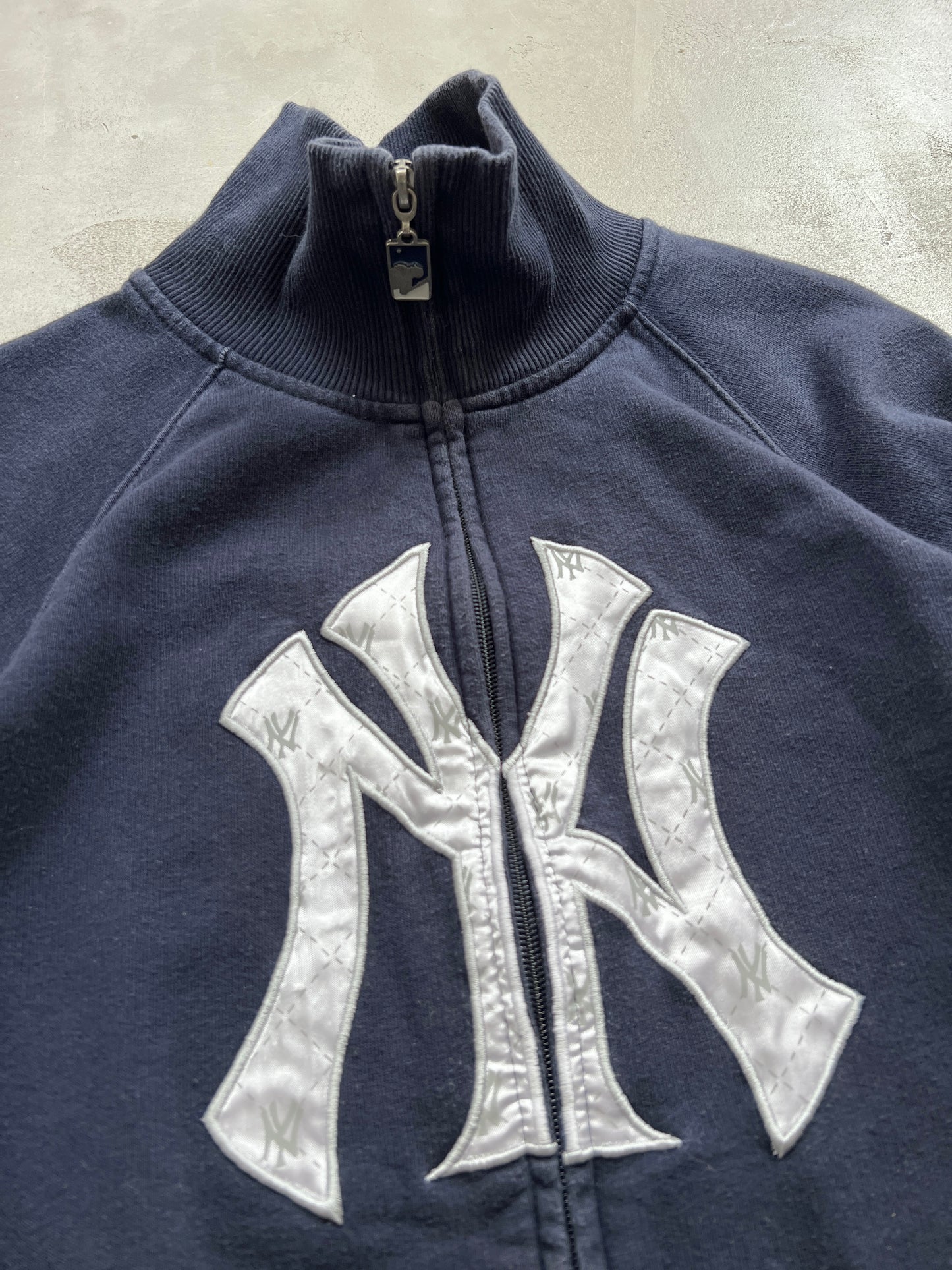 FADED NAVY YANKEES JACKET - 1990S