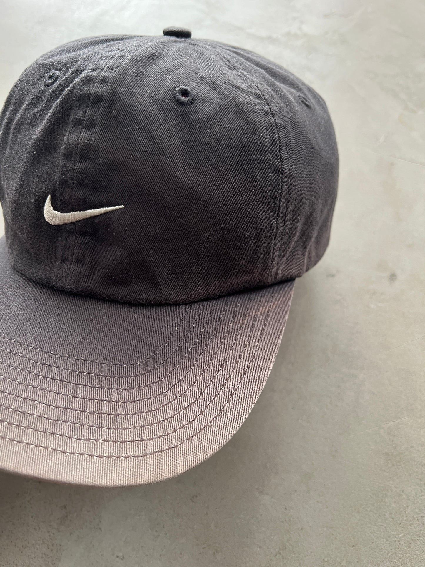 SUN FADED NIKE CAP - 2000S