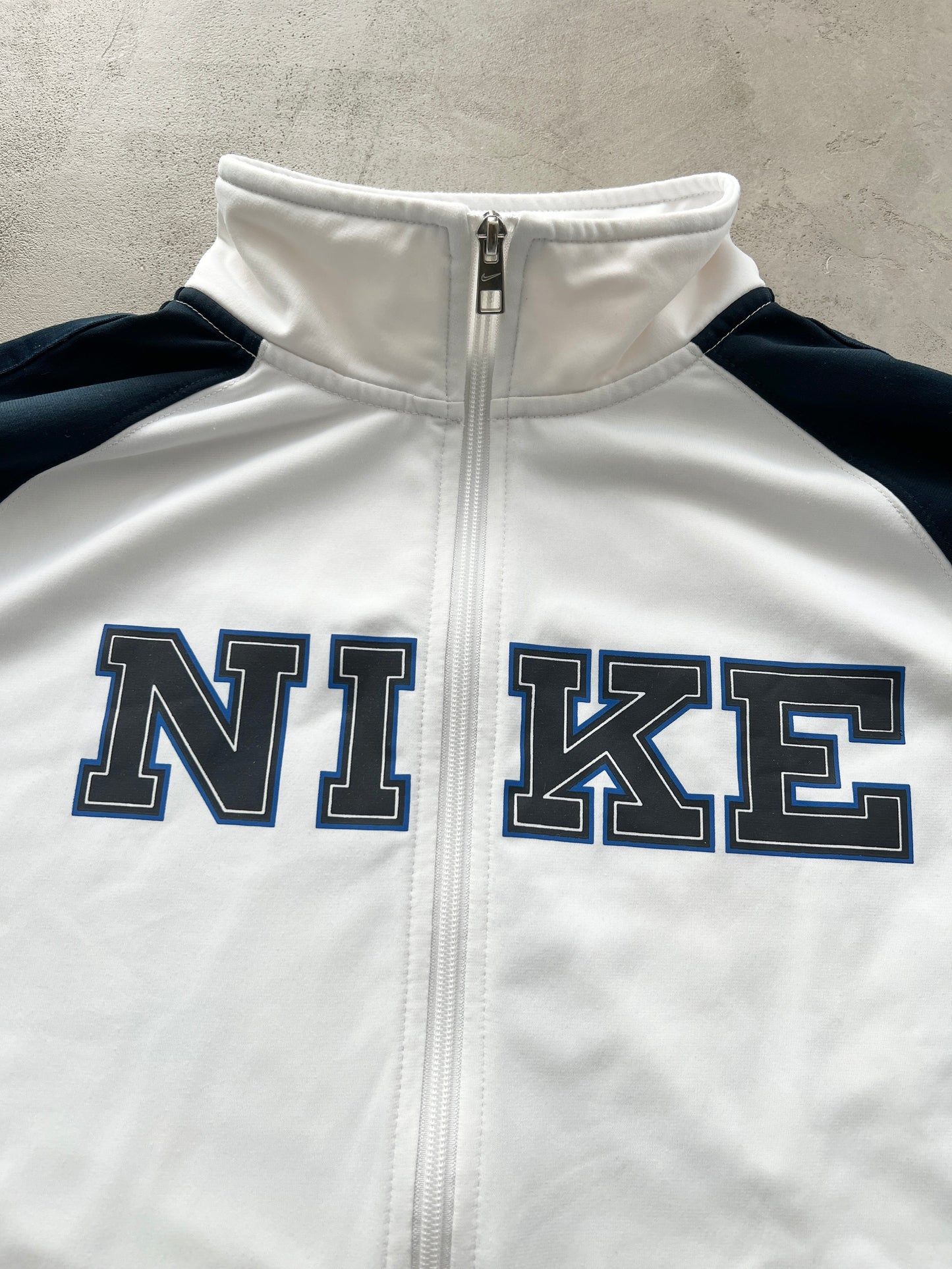 WHITE/NAVY NIKE TRACK JACKET - 2000S - XL