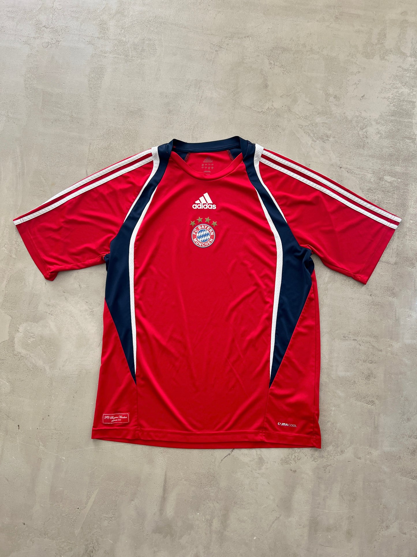 RED BAYERN MUNICH JERSEY - 2000S - XL/L