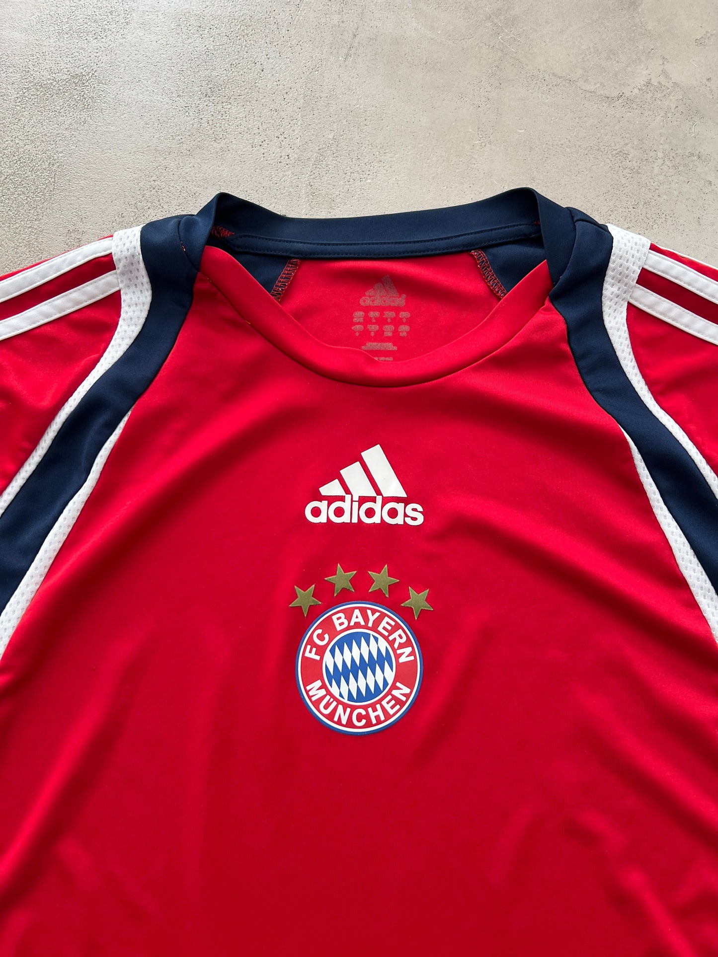 RED BAYERN MUNICH JERSEY - 2000S - XL/L