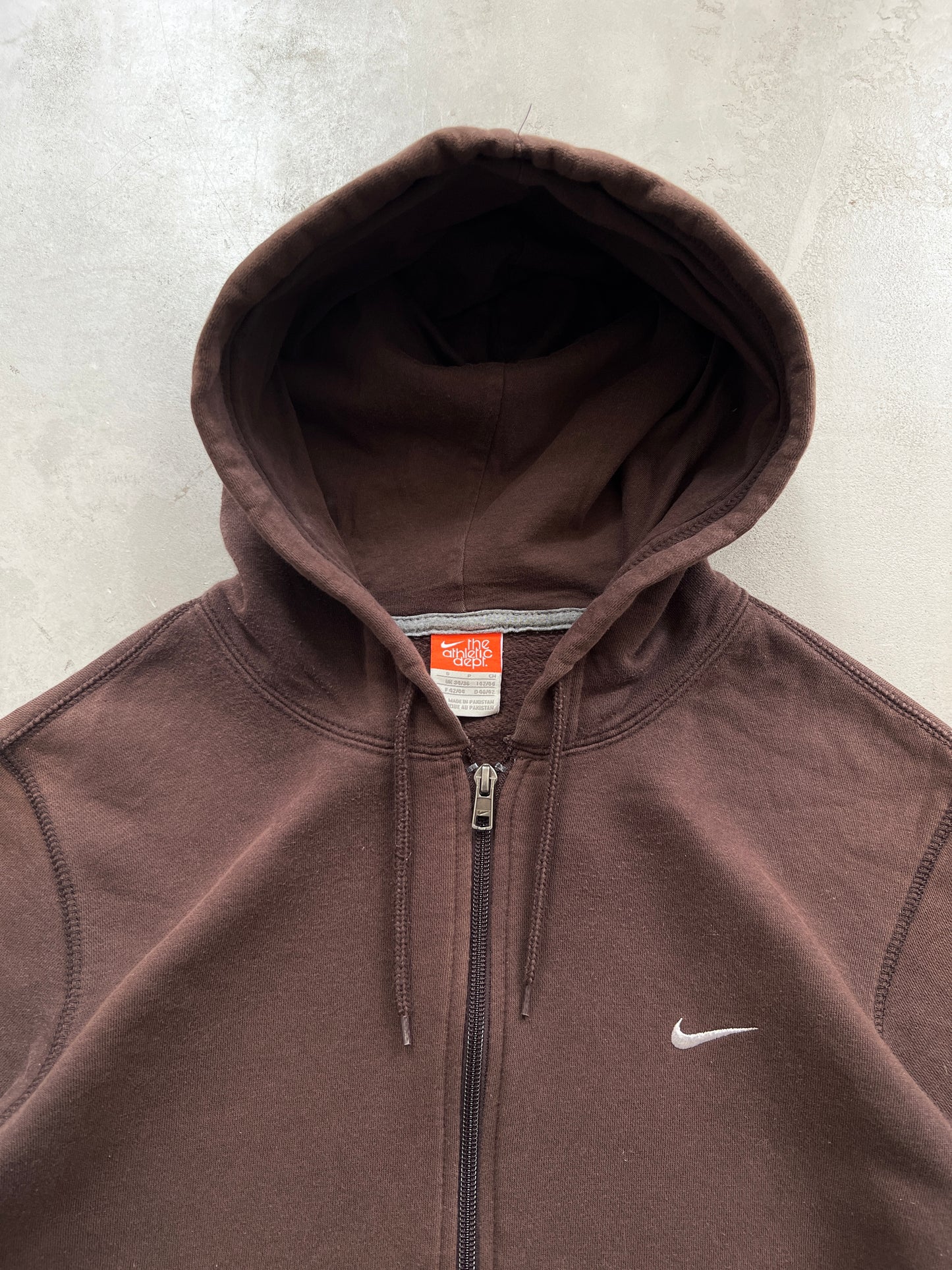 MOCHA NIKE ZIP UP HOODIE - 2000S