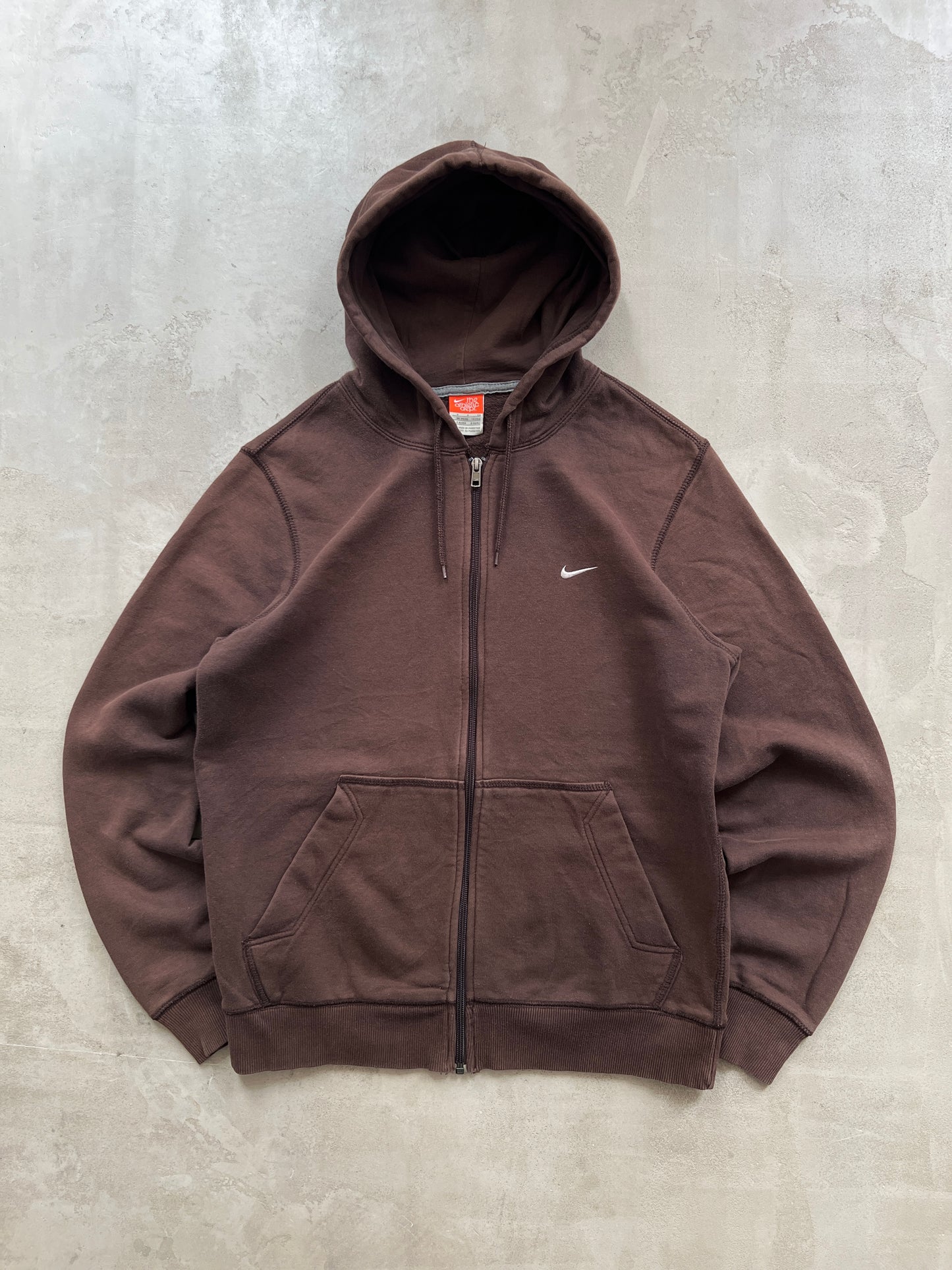 MOCHA NIKE ZIP UP HOODIE - 2000S