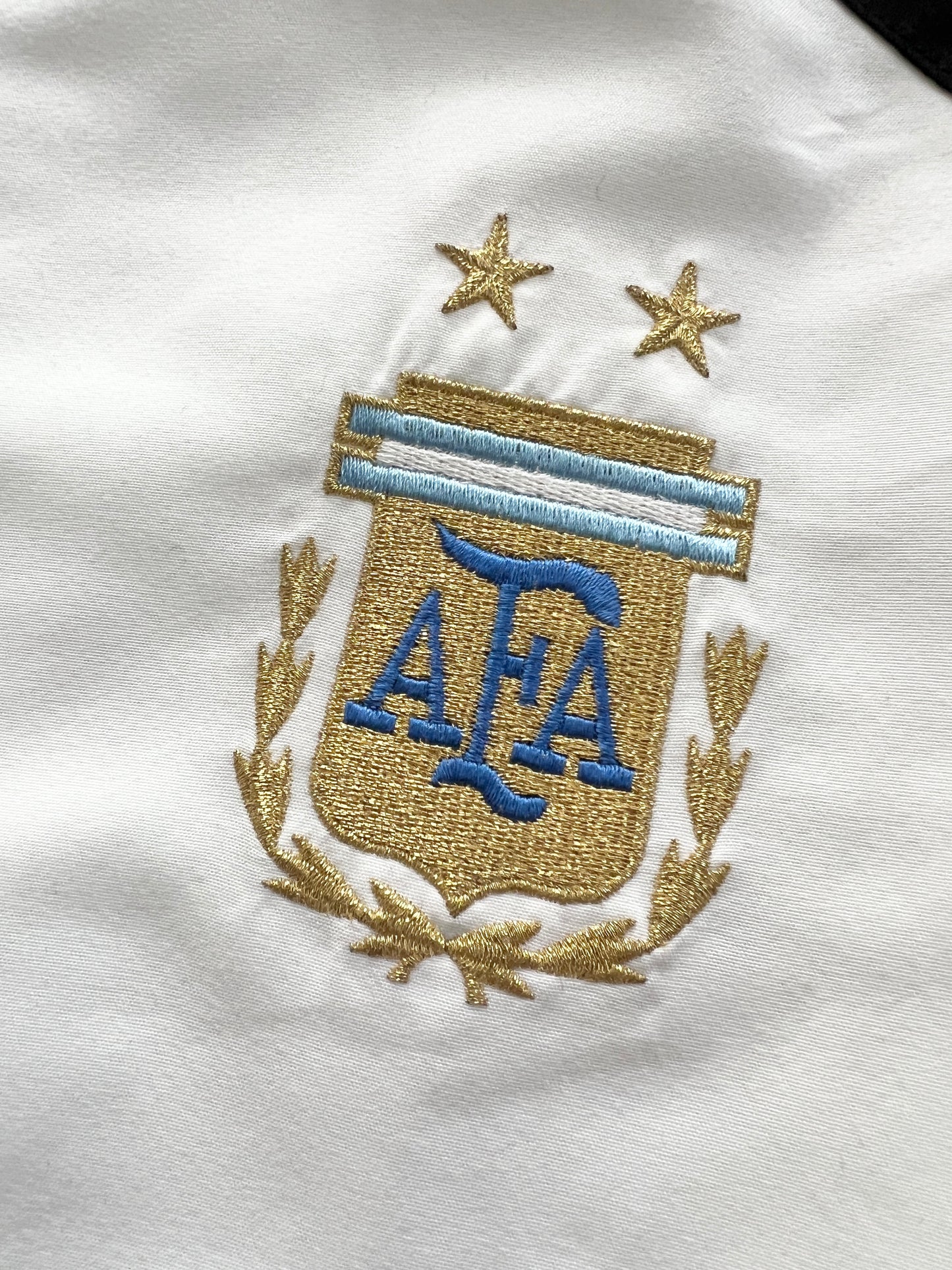 WHITE/BABY BLUE ARGENTINA TRACK JACKET - 2000S - L