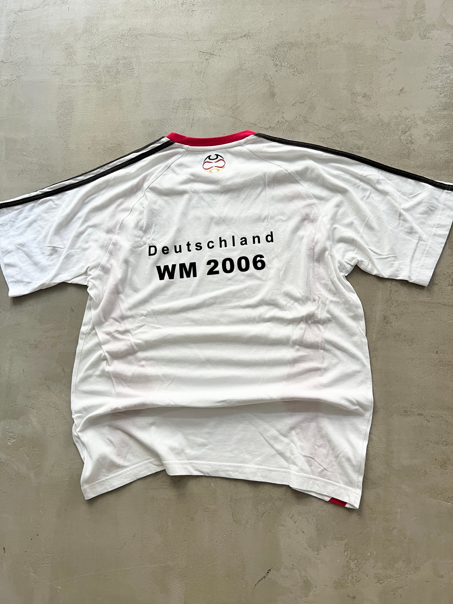 WHITE/RED GERMANY WORLD CUP 2006 TEE  - L