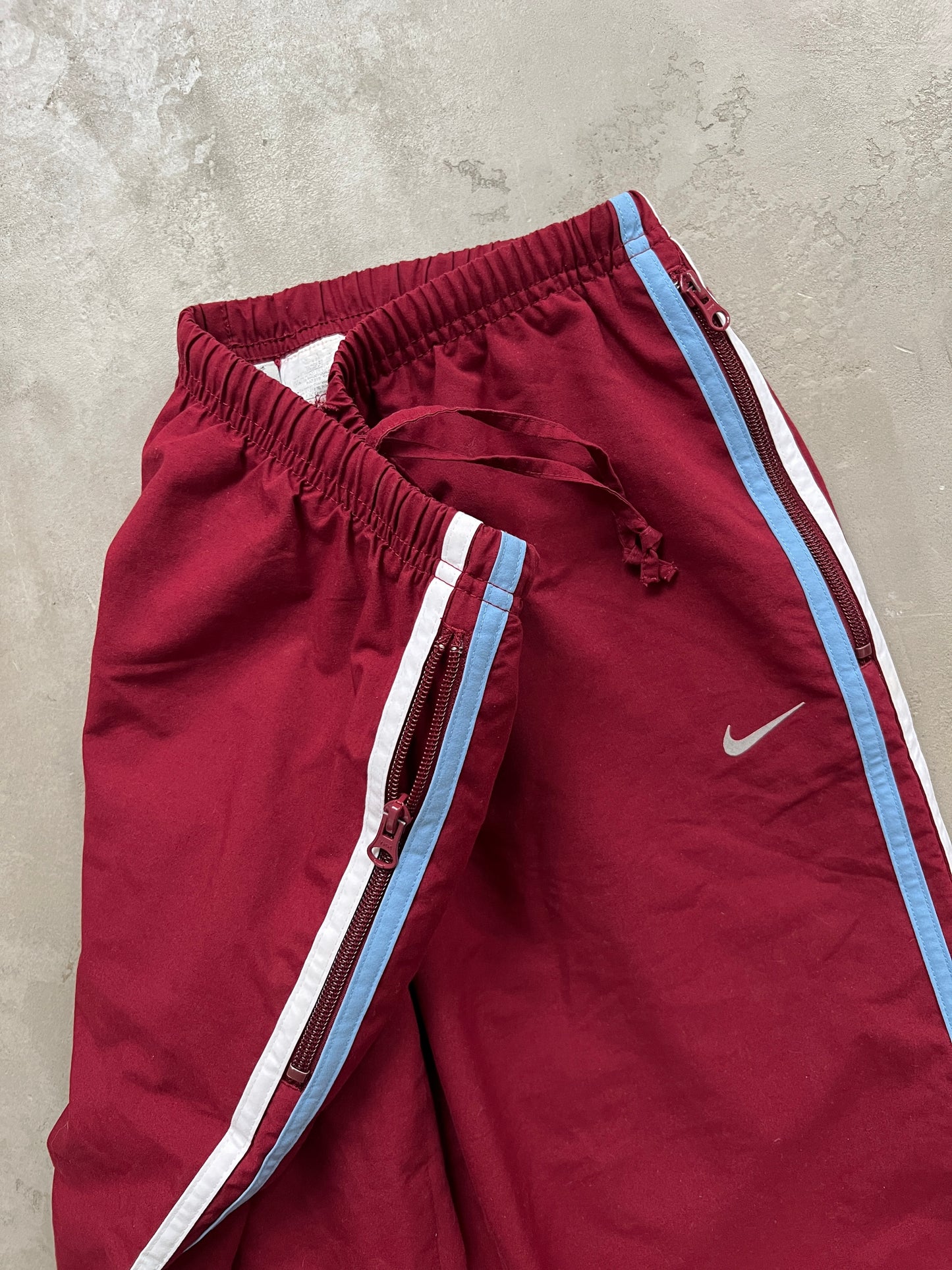 WINE RED NIKE TRACK PANTS - 2000S - S/M