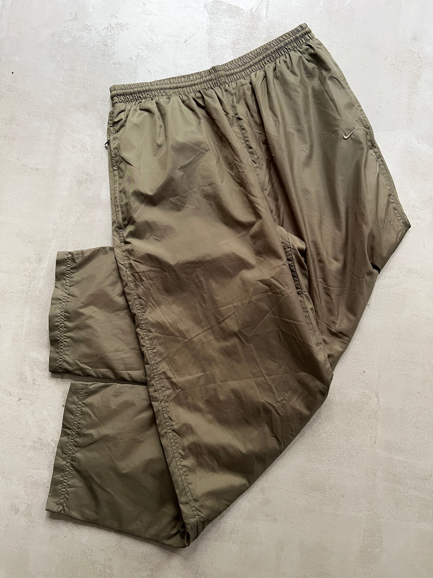 OLIVE/KHAKI NIKE TRACK PANTS - 2000S - XL/L