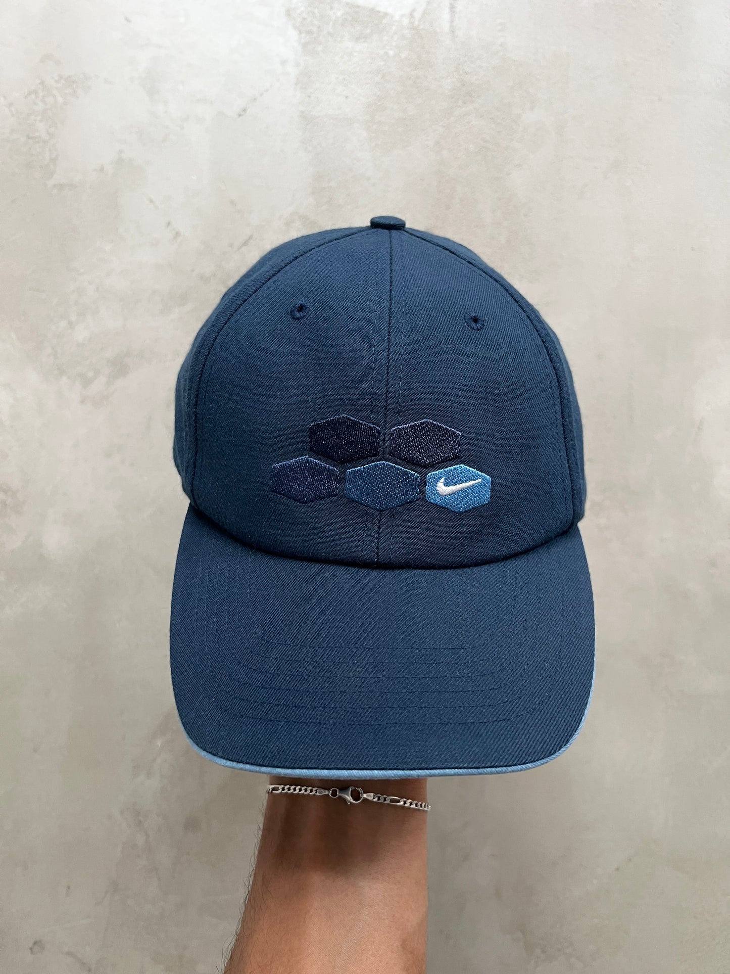 NAVY NIKE CAP - 2000S