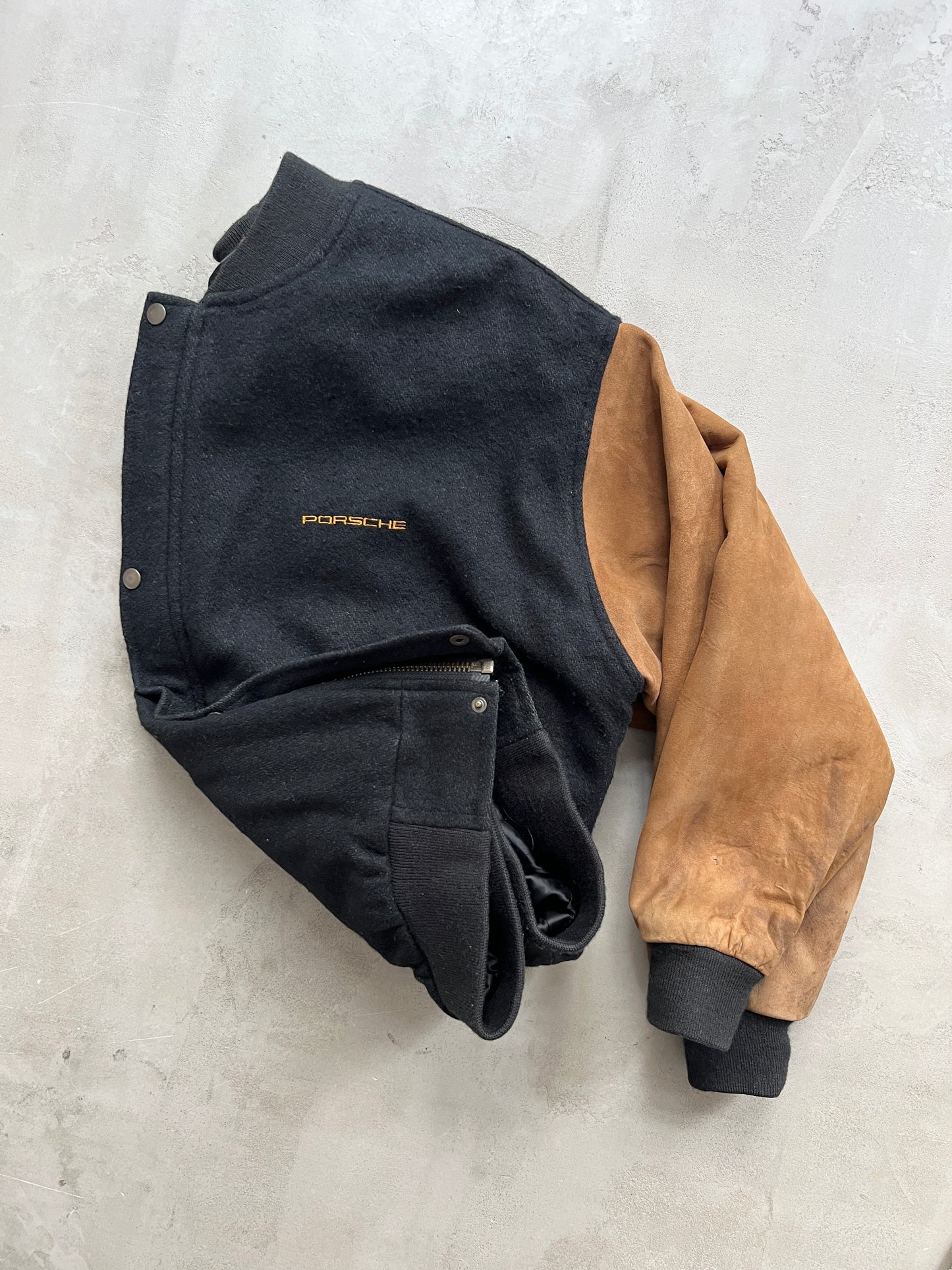 BLACK/BEIGE PORSCHE BOMBER JACKET - 1990S - L/M