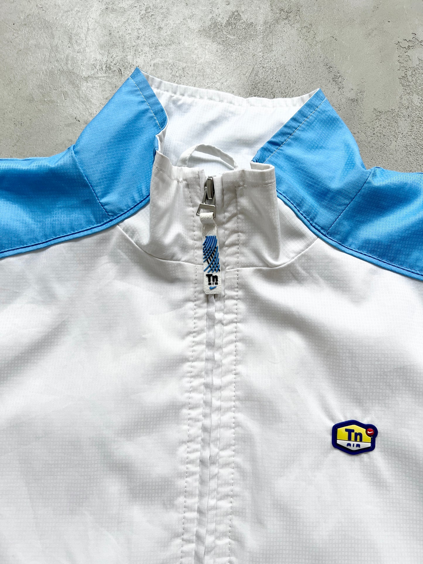 WHITE / BABY BLUE NIKE TN TRACK JACKET - 2000S - S/M