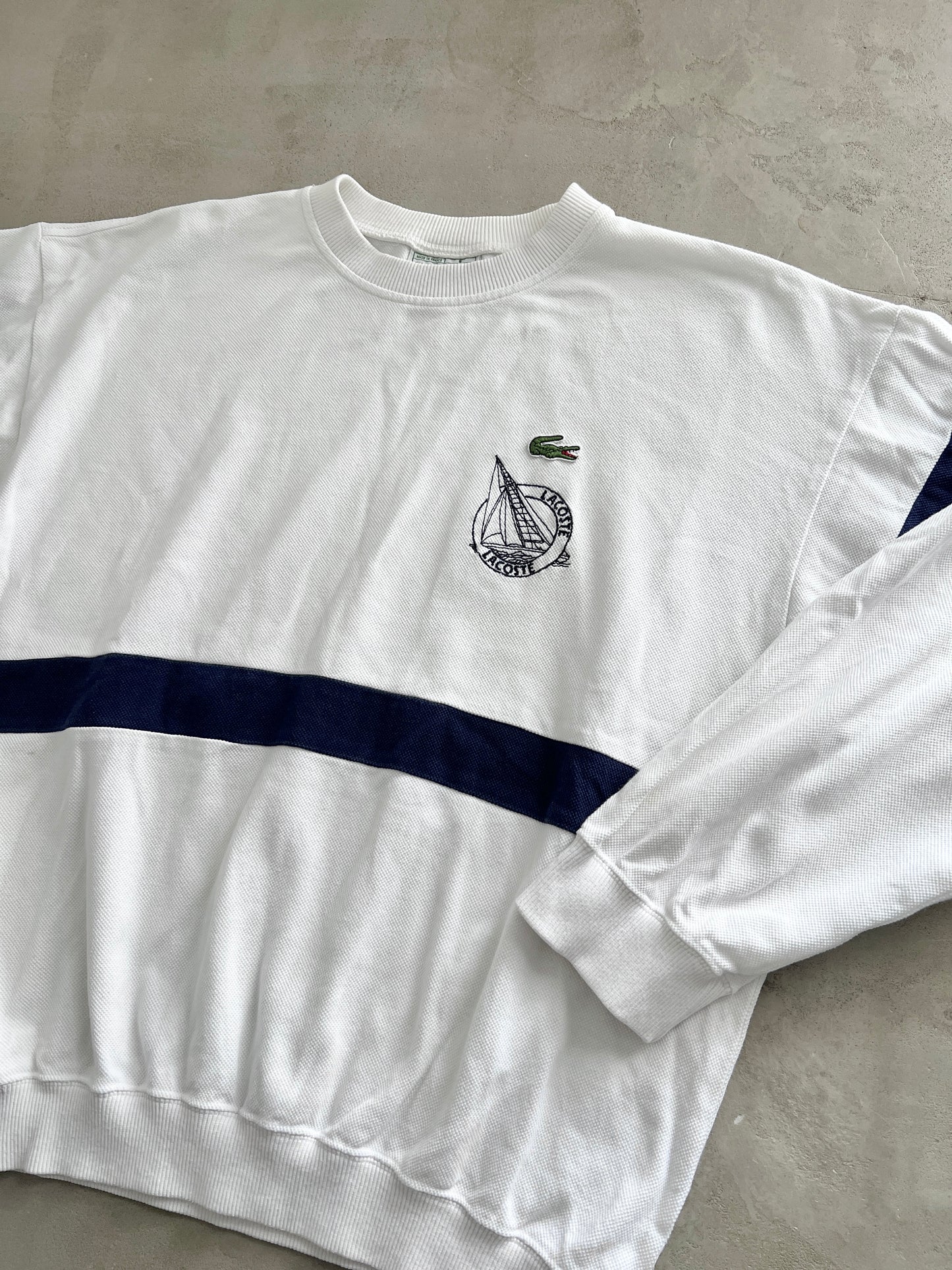 WHITE LACOSTE SAILING SWEATER - 1990S - M