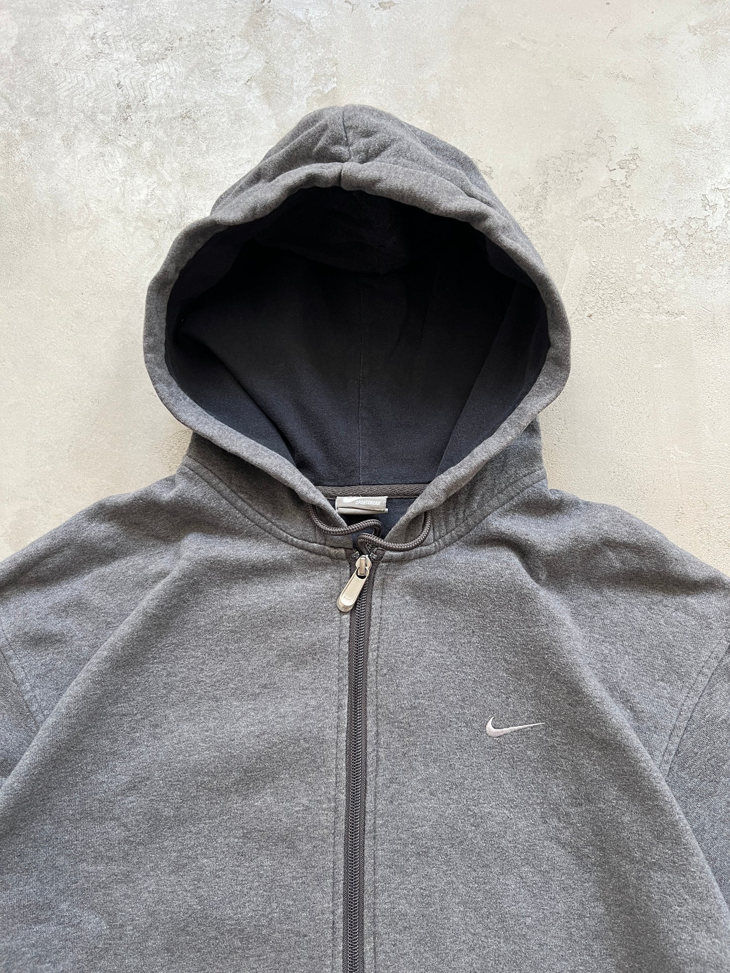 GREY NIKE ZIP UP HOODIE - 2000S - L