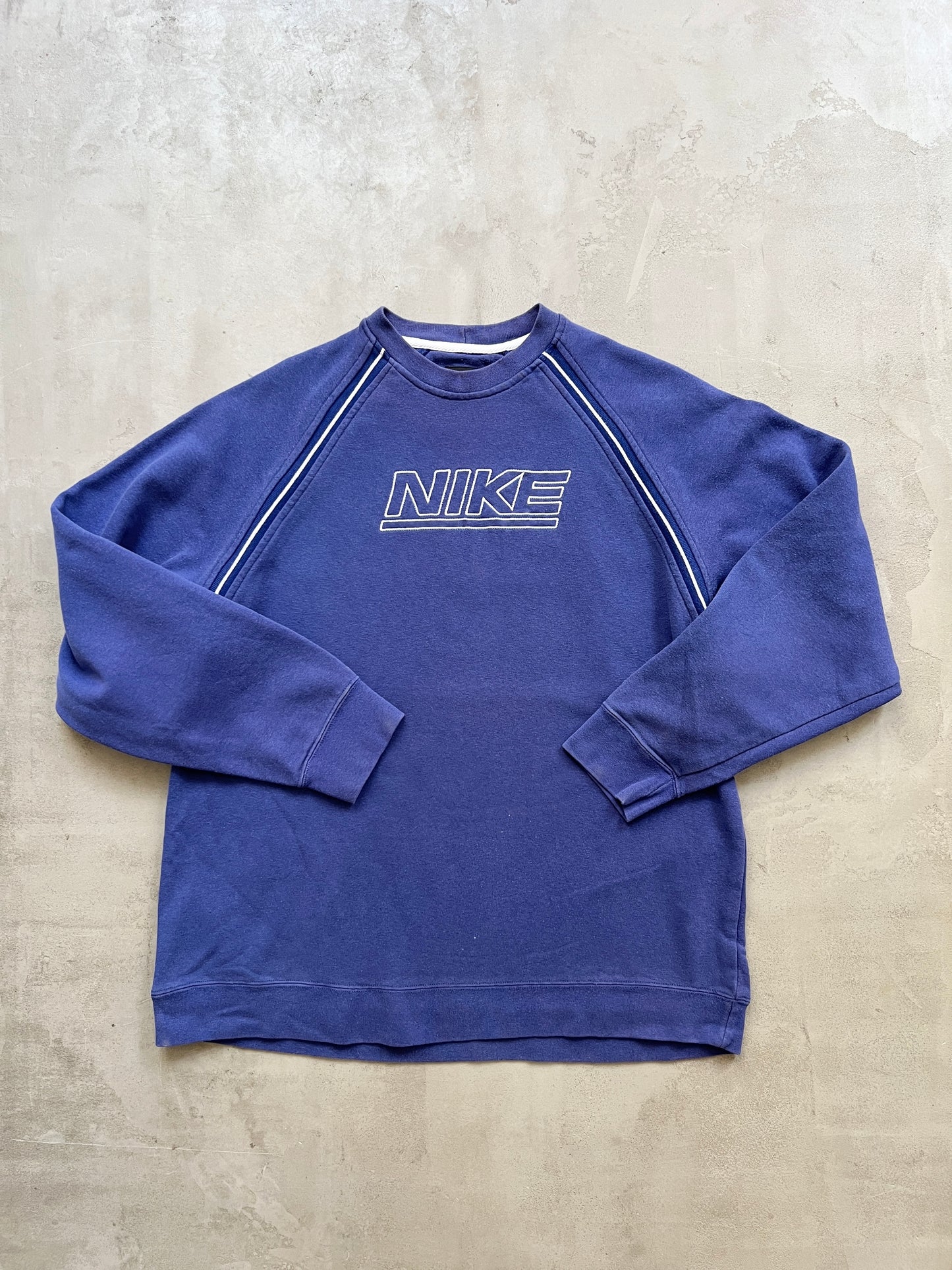 FADED BLUE NIKE SWEATER - 2000S - M