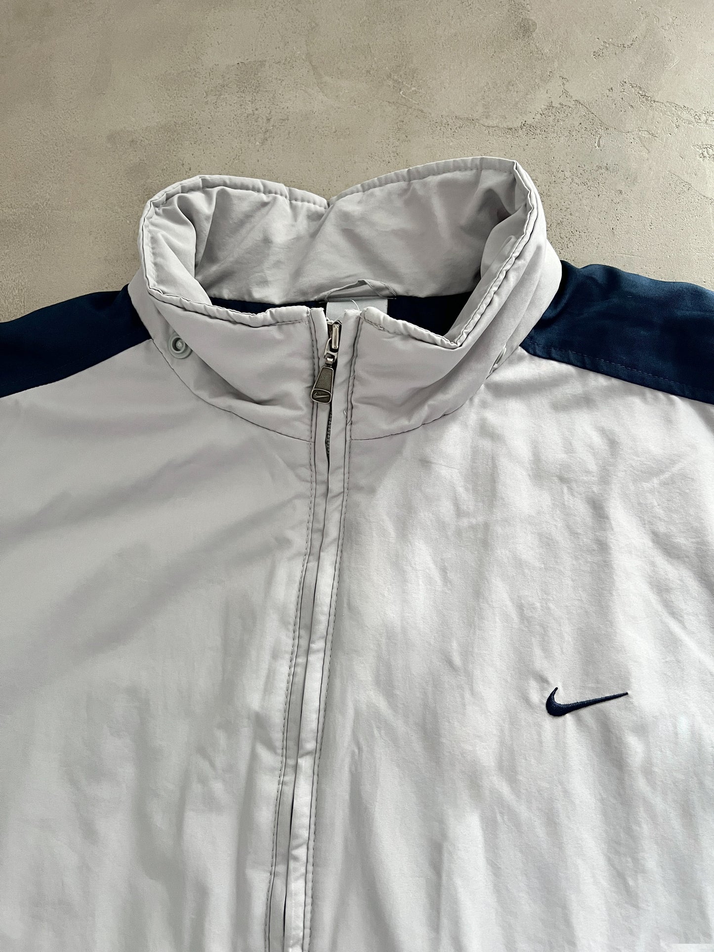 LIGHT BEIGE/NAVY NIKE FALL JACKET - 2000S - XL