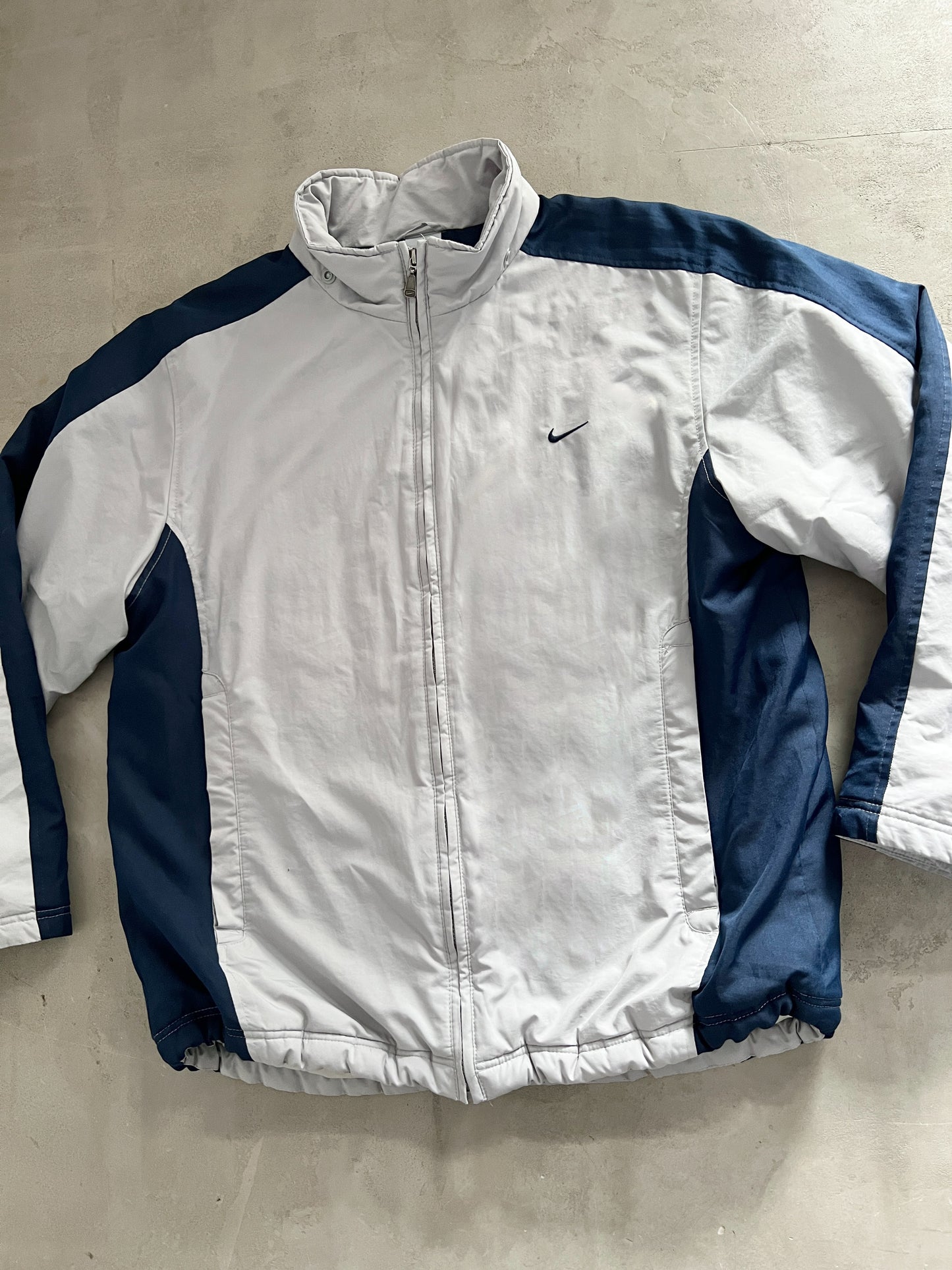 LIGHT BEIGE/NAVY NIKE FALL JACKET - 2000S - XL