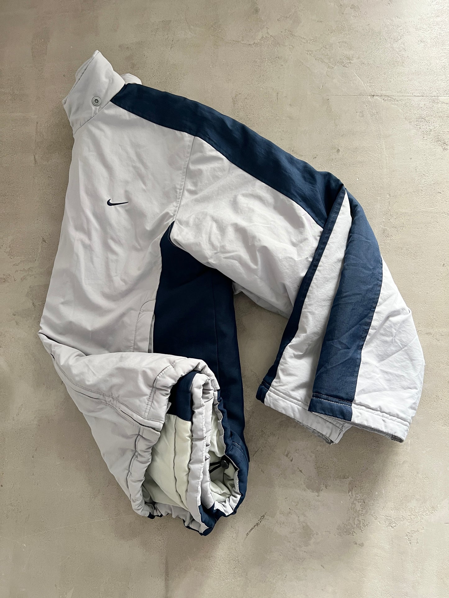 LIGHT BEIGE/NAVY NIKE FALL JACKET - 2000S - XL