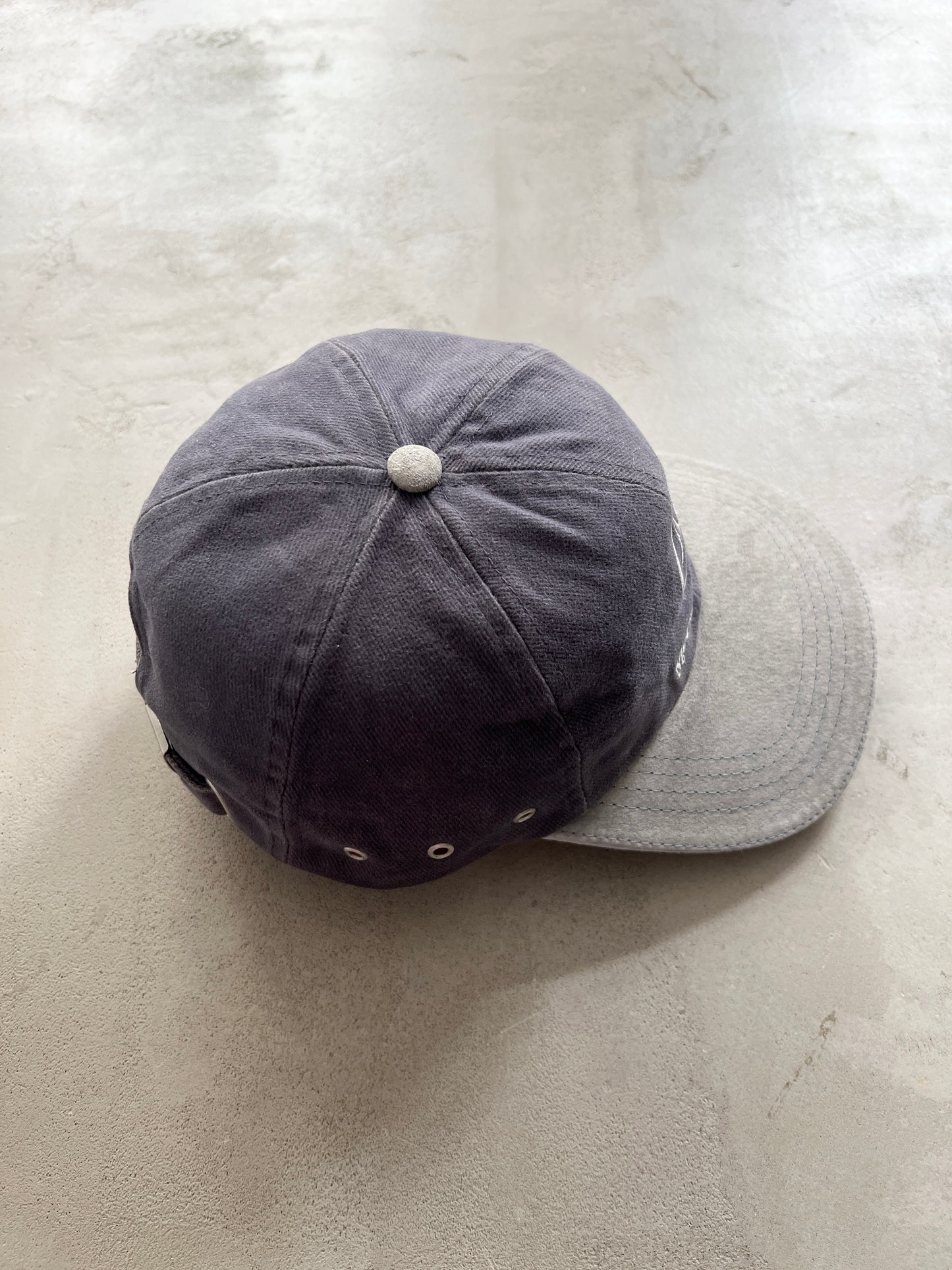 GREY TWO TONED MERCEDES BENZ CAP - 1990S