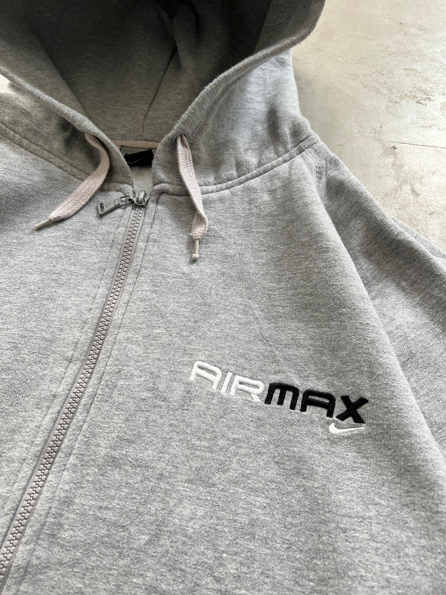 GREY NIKE AIR MAX ZIP UP HOODIE - L/XL