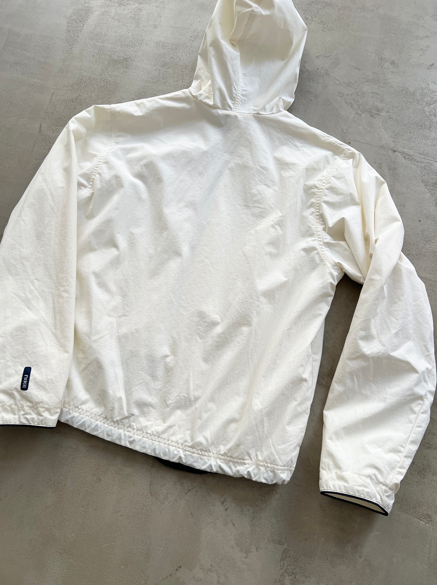 WHITE NIKE ZIP UP JACKET - 1990S - WMNS M/S